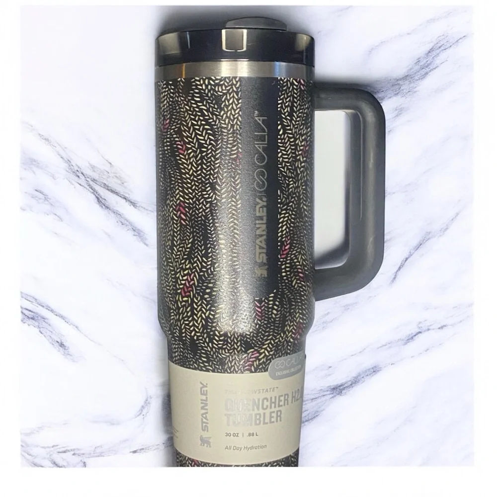 30oz Stanley Limited Edition CALIA by Carrie Underwood - Picture 1 of 5